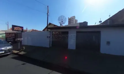 Casa com 3 quartos para alugar na Rua da Imprensa, 109, Vila Faria, São Carlos