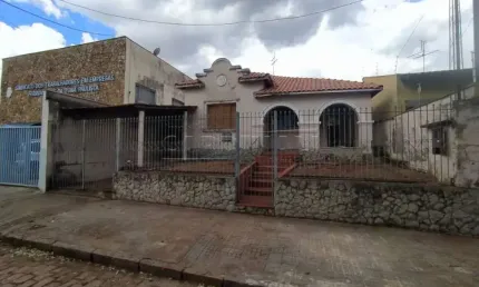 Casa com 3 quartos à venda na Rua Bento de Barros, 496, Vila Xavier (Vila Xavier), Araraquara