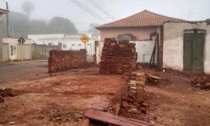 Terreno à venda na Rua Cristóvão Martinelli, Santa Eudoxia, 25, Centro, São Carlos