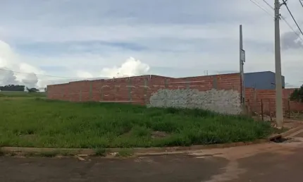 Terreno à venda na Rua João Guastaldi, SN, Jardim Letícia, São Carlos