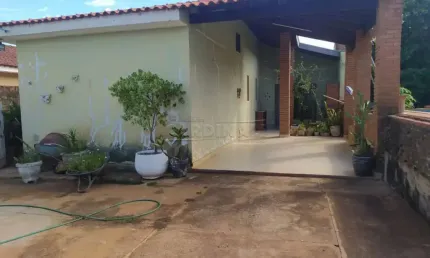 Casa com 2 quartos à venda na Rua João Velosa Do Amaral, Lote 14, 50, Parque Residencial Vale do Sol, Araraquara