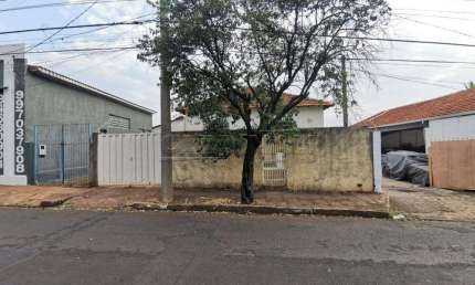 Casa com 3 quartos à venda na Rua Waldomiro Machado, 146, Vila Furlan, Araraquara