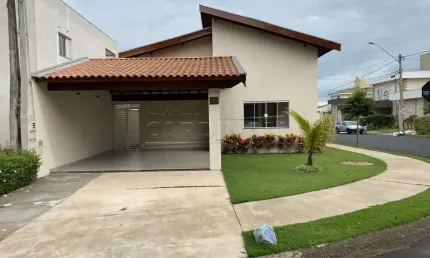 Casa em condomínio fechado com 3 quartos para alugar na Avenida Professora Maria de Cresci Leopoldino, 755, Condomínio Residencial Quebec, São Carlos