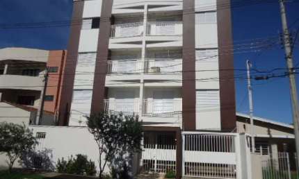 Apartamento com 2 dormitórios no Cidade Jardim próximo a USP em São Carlos
