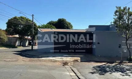 Casa com 3 quartos à venda na Rua Alberto Cioni, 163, Jardim dos Oitis, Araraquara