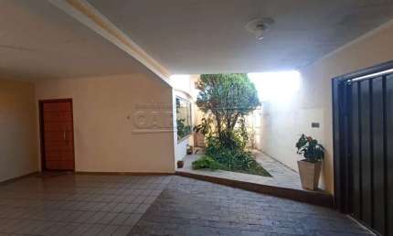 Casa com 3 quartos à venda na Rua Abrahão João, 750, Jardim Bandeirantes, São Carlos