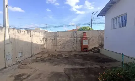 Casa com 3 quartos à venda na Rua Júlio Faga, Casa Esquina, 163, Jardim Bandeirantes, São Carlos