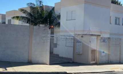 Apartamento mobiliado de 1 dormitório com excelente localização em São Carlos.