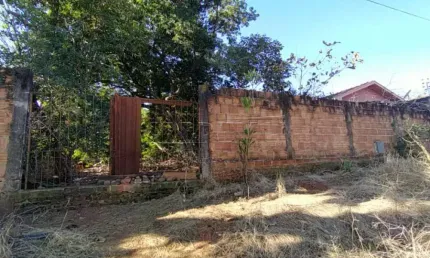 Terreno à venda na Avenida José Sitta Filho, Jardim Zavanella, Araraquara