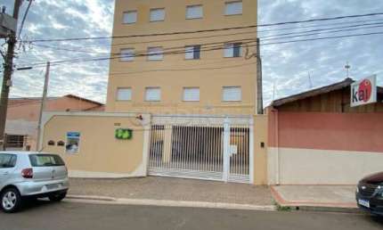 apartamento de dois dormitórios no centro de são Carlos próximo a USP ao lado da rodoviária.