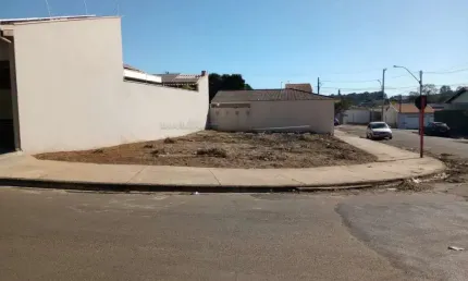 Terreno à venda na Rua Karl Hermann Tatsch, Ao Lado Do Nº 600 Esquina, Jardim Munique, São Carlos