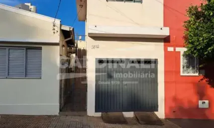 Apartamento kitnet com 1 dormitório no centro próximo ao passarinho hortifrúti, próximo a farmácia em são carlos.