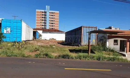 Terreno de esquina no Cidade Jardim próximo a USP em São Carlos