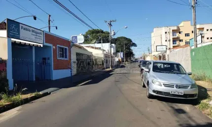 Terreno de esquina no Centro próximo a Escola Cônego Manoel Tobias em São Carlos
