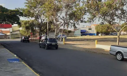Terreno no Jardim São Paulo em frente a Churrascaria Boi de Corte em São Carlos