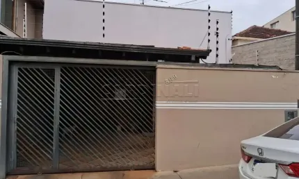 Casa com 3 quartos à venda na Avenida Sete de Setembro, 369, Centro, Araraquara