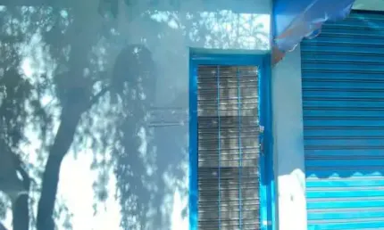 São dois barração, 1 barracão com 250m² no Jardim Bandeirantes