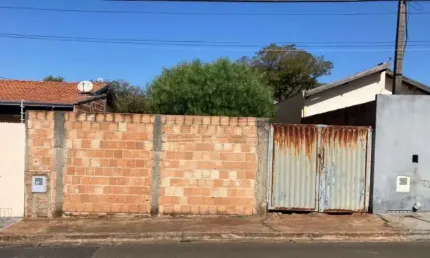 Terreno à venda na Avenida Attilio Biscari, Jardim Santa Thereza, Araraquara