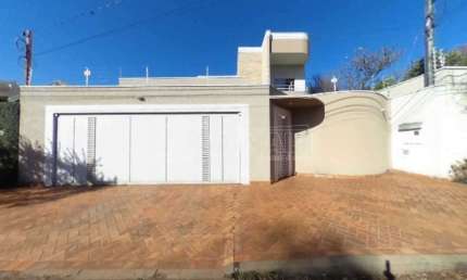 Cobertura com 3 quartos para alugar na Avenida Pedro Galeazi, 497, Vila Sedenho, Araraquara