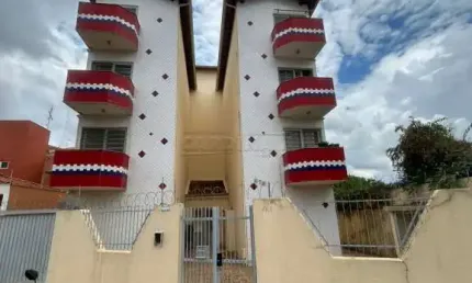 Apartamento com 1 dormitório no Jardim Santa Paula próximo ao Parque do Kartódromo em São Carlos