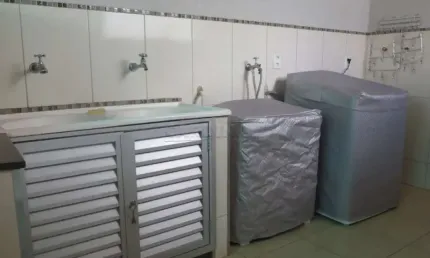Casa com 3 quartos à venda na Rua Mauro Tomazi, 354, Residencial Itamarati, São Carlos