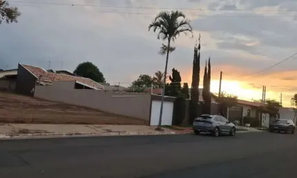 Terreno à venda na Avenida Carlos José Dias Do Nascimento, Quadra A Lote 04, Jardim Imperador, Araraquara