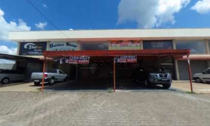 Comercial Sala / Salão com Condomínio em São Carlos