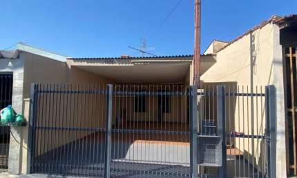 Casa com 2 quartos para alugar na Rua Roberto de Jesus Affonso, 1133, Parque Santa Felícia Jardim, São Carlos