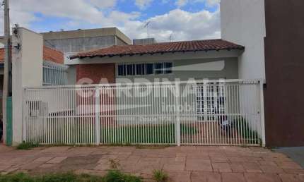 Casa com 4 quartos para alugar na Rua Expedicionários do Brasil, 1435, Centro, Araraquara