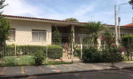 Casa com 5 quartos à venda na Rua Rosalino Bellini, 155, Jardim Santa Paula, São Carlos