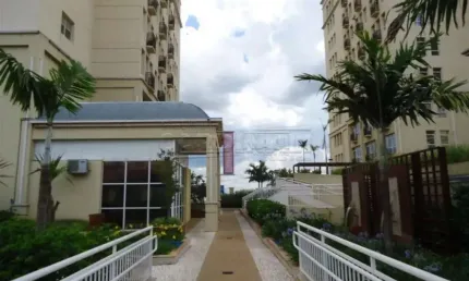 Comercial Sala / Salão com Condomínio em São Carlos