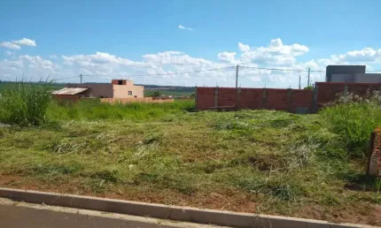 Terreno à venda na Rua Osmar Oravio Alves, Residencial Alamedas II, Araraquara
