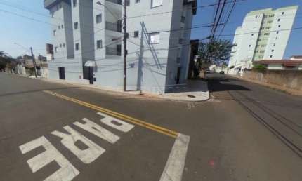 Apartamento com 2 quartos para alugar na Alameda Das Hortências, Esquina Com Rua: Heliótropos., 670, Cidade Jardim, São Carlos