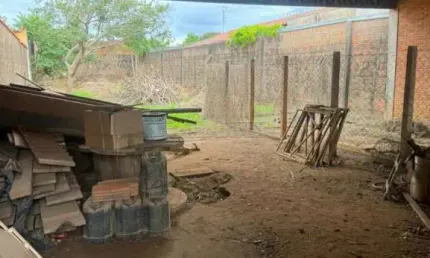 Terreno à venda na Rua Cândido de Arruda Botelho, S/N, Parque Santa Felícia Jardim, São Carlos