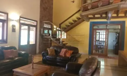 Linda chácara no condomínio val paraíso i, toda mobiliada, com piscina e varanda gourmet