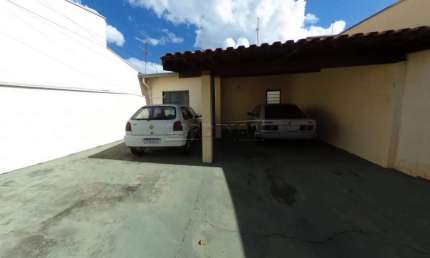 Casa com 2 quartos à venda na Rua dos Metalúrgicos, 38, Parque Residencial Maria Stella Faga, São Carlos