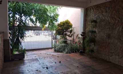 Casa com 7 quartos para alugar na Rua Expedicionários do Brasil, 1057, Centro, Araraquara