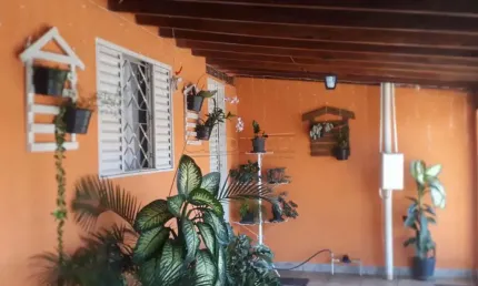 À Venda: Casa de 2 Dormitórios com edícula em Mariana, Ibaté, com Terreno Amplo de 290m² por R$470.000,00