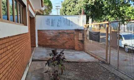 Casa com 3 quartos à venda na Rua Caetano Nigro, Casa, 326, Vila Harmonia, Araraquara
