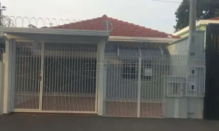 Casa com 3 quartos para alugar na Avenida Teixeira de Barros, 1205, Vila Prado, São Carlos