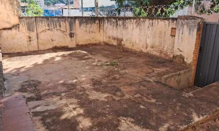 Casa com 3 quartos à venda na Avenida Sete De Setembro, Ao Lado Do Savegnago Supermercado, 67, Centro, Araraquara