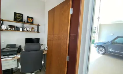 Casa em condomínio fechado com 3 quartos à venda na Avenida Professora Maria de Cresci Leopoldino, 755, Condomínio Residencial Quebec, São Carlos