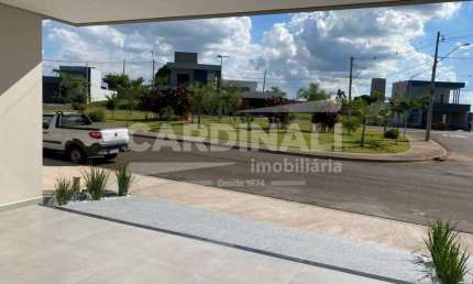 Casa em condomínio fechado com 3 quartos à venda na Avenida Agenor Galdino Do Prado, 300, Jardim Jóckei Club A, São Carlos