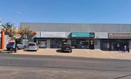 Ponto comercial para alugar na Rua Henrique Lupo, Salas Lateral Esquerda, 1313, Vila José Bonifácio, Araraquara