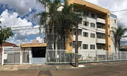 Apartamento com 2 quartos à venda na Rua Rosalino Bellini, 58, Jardim Santa Paula, São Carlos