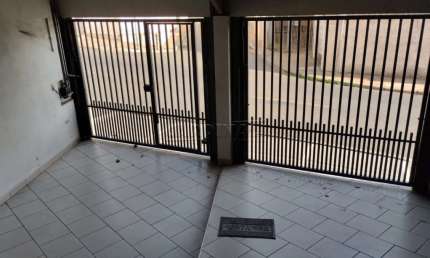 Casa à Venda em São Carlos - Vila São José: 2 Dormitórios, Churrasqueira e Mais