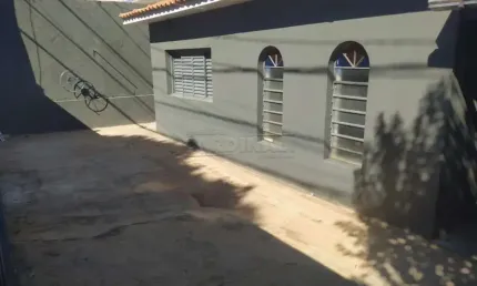 Casa com 2 quartos para alugar na Rua Castro Alves, Casa, 2839, Vila Santana, Araraquara