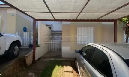 Casa em condomínio com dois dormitórios em São Carlos