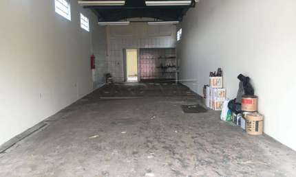 Salão Comercial no Jardim Bandeirantes próximo a Papelaria Tropical em São Carlos