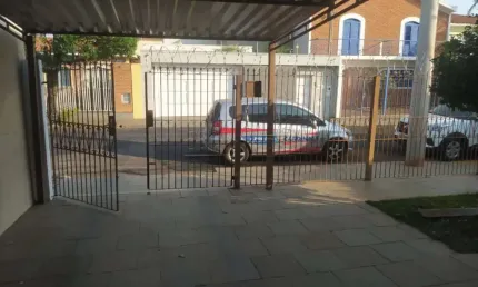 Casa com 2 quartos à venda na Avenida Vaniel Caldas de Mesquita, 61, Vila Xavier (Vila Xavier), Araraquara